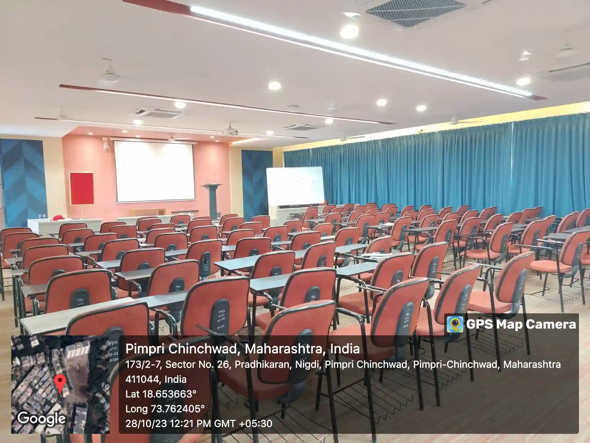 Seminar-hall-and-auditorium